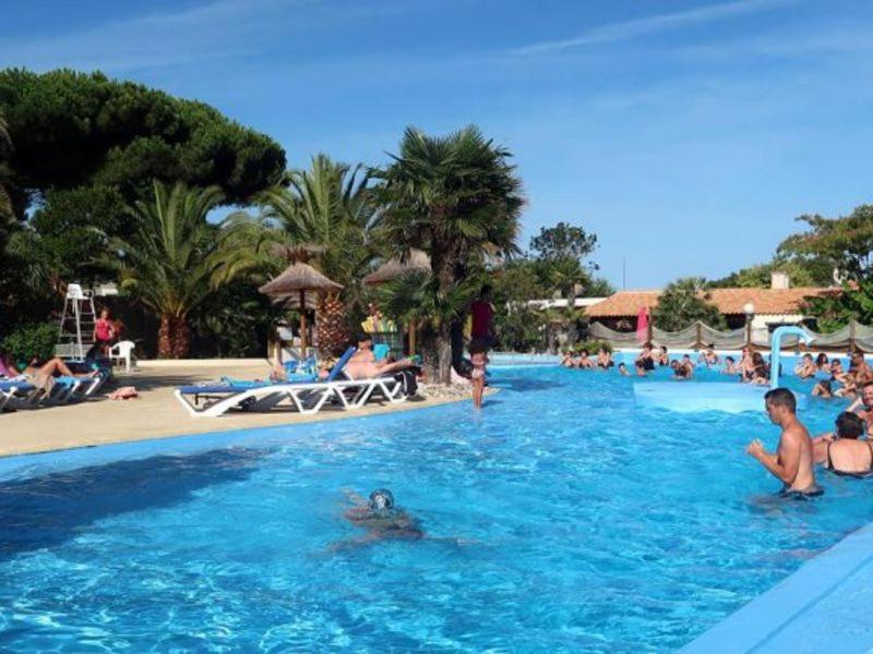 ホテルCamping Officiel Siblu Mer Et Soleil サン・ジョルジュ・ドレロン エクステリア 写真
