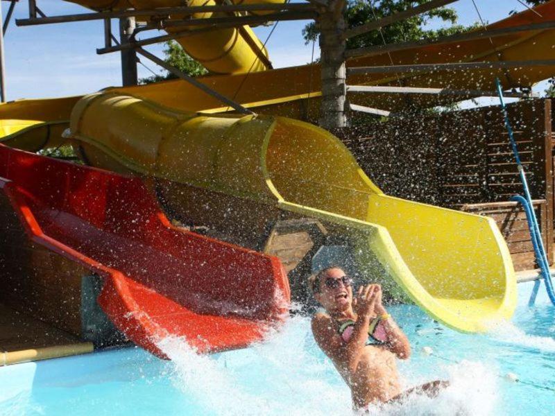 ホテルCamping Officiel Siblu Mer Et Soleil サン・ジョルジュ・ドレロン エクステリア 写真